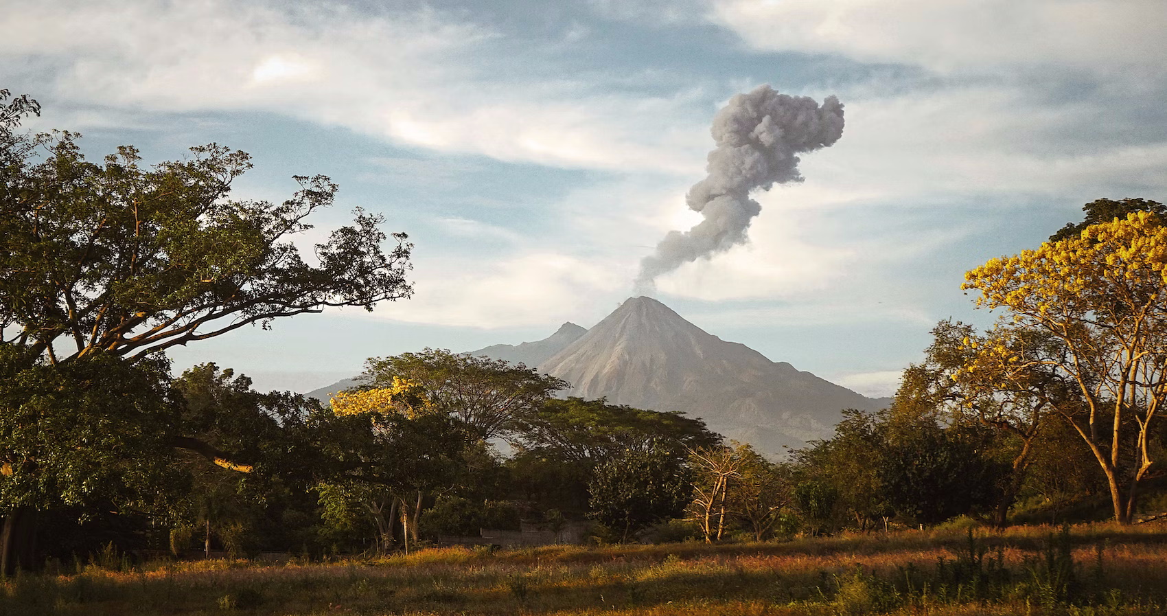 Volcano film