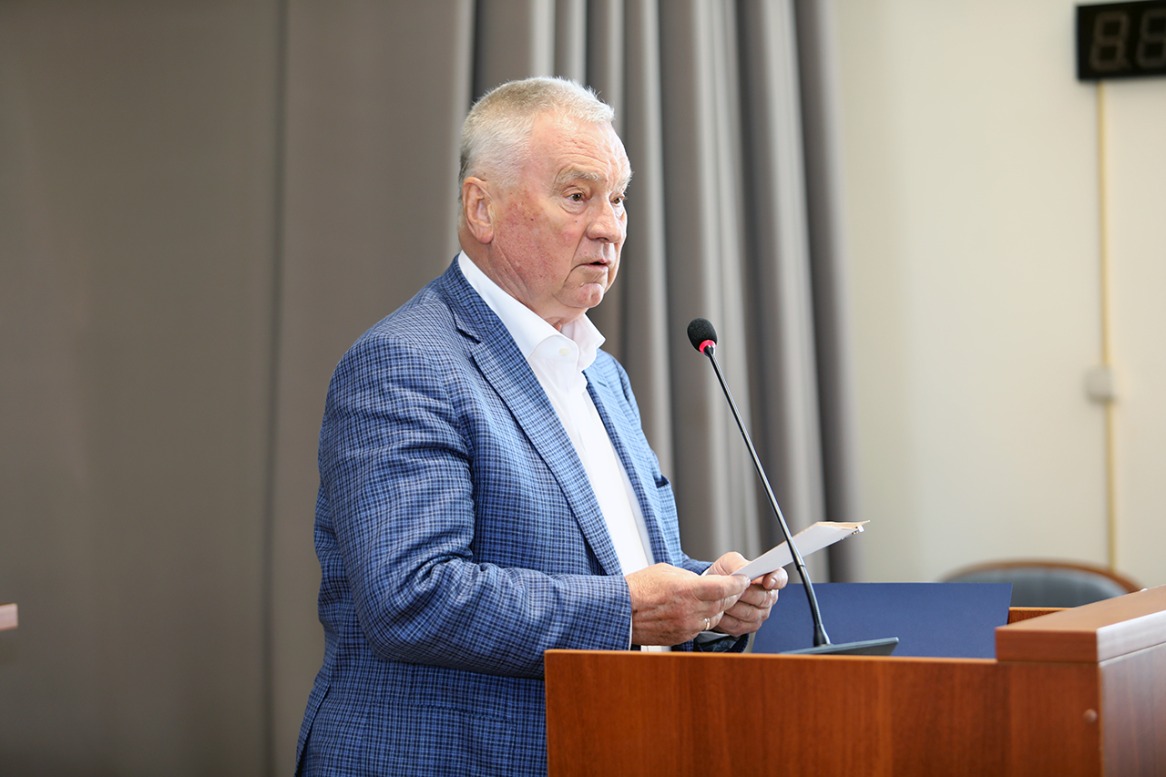 академик РАН Г. Г. Матишов
