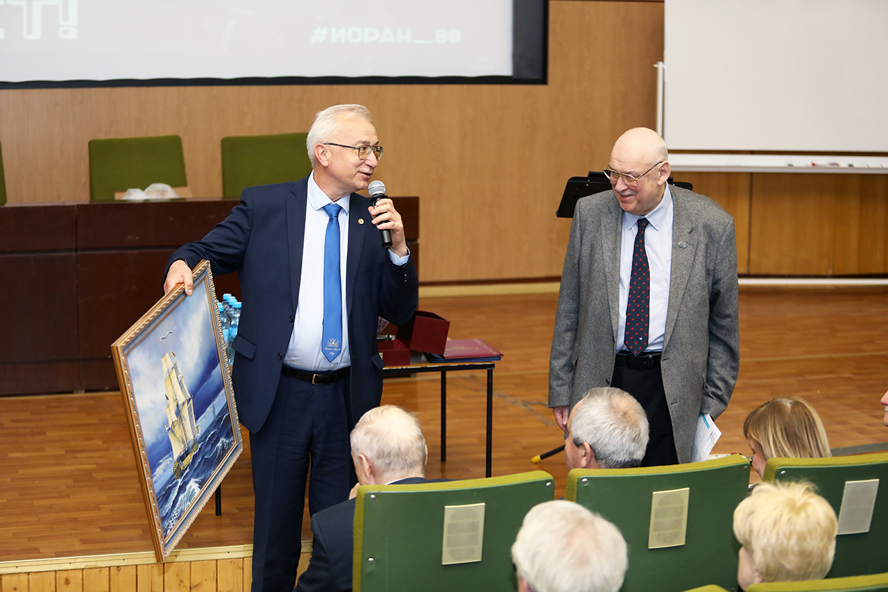 член-корреспондент РАН С. К. Коновалов