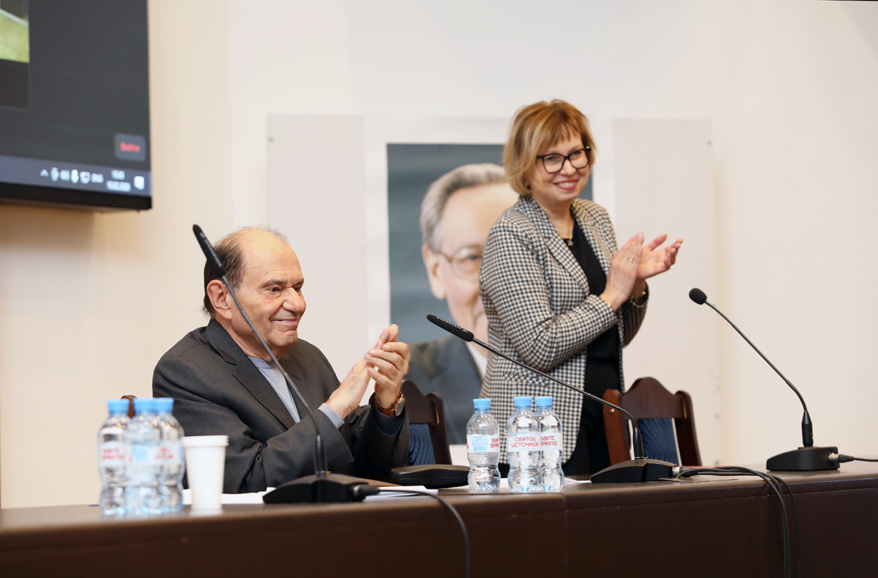 А. Д. Гвишиани и И. Н. Сократова